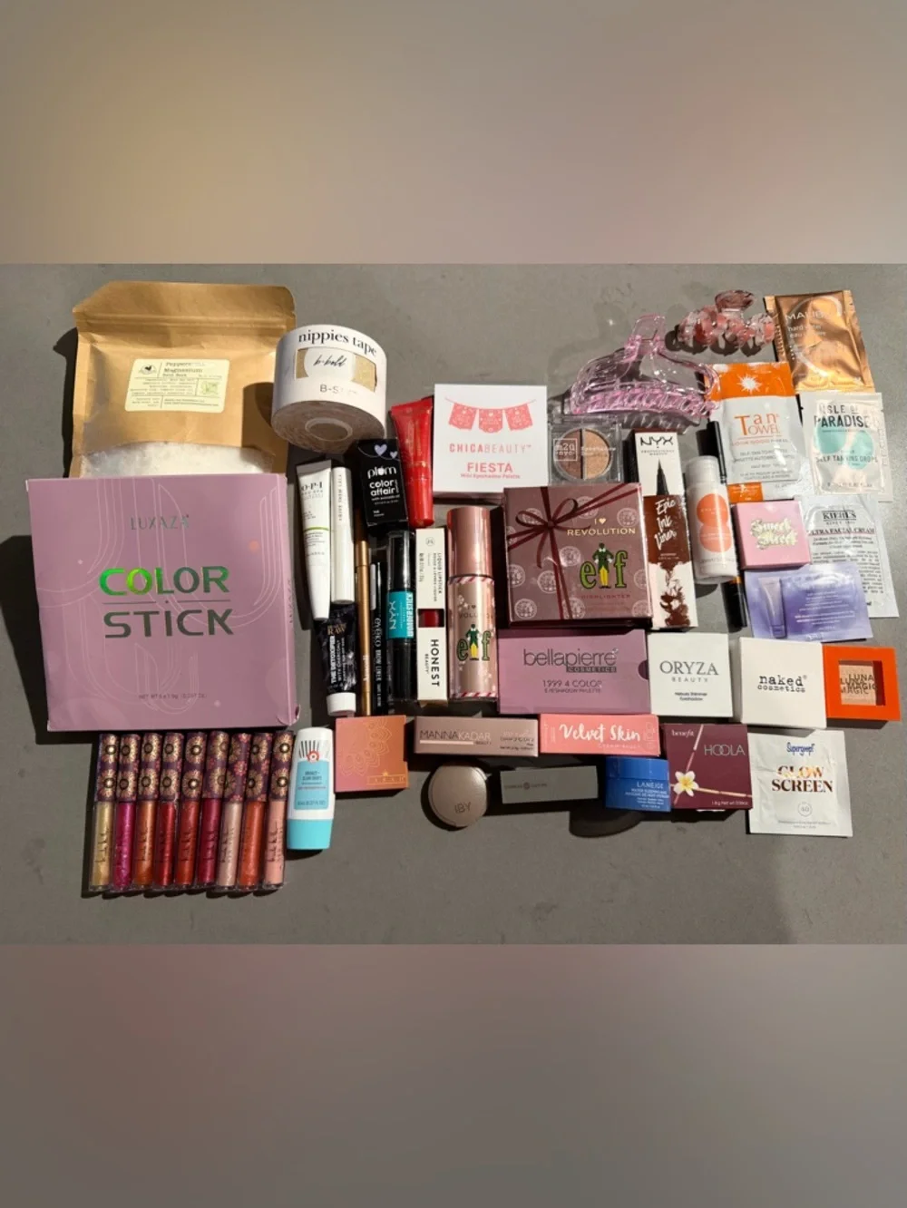 54 Piece Assorted Makeup & Beauty Lot - Full Size & Samples, Revolution NYX Ipsy - Picture 1 of 4